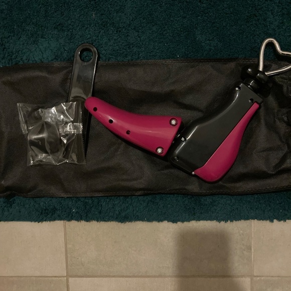 Adjustable shoe form - Picture 2 of 2